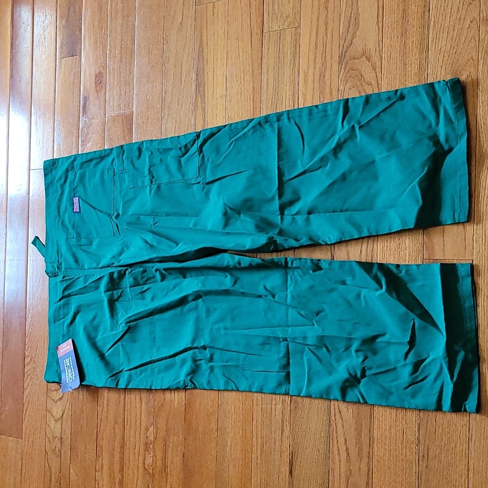 Scrub - Picture 5 of 8